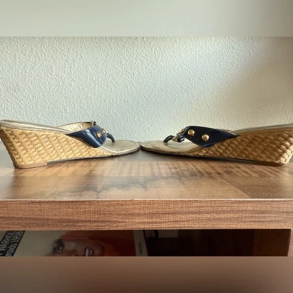 Lily Pulitzer Navy Patent Wedge Sandals✨ - Picture 4 of 8